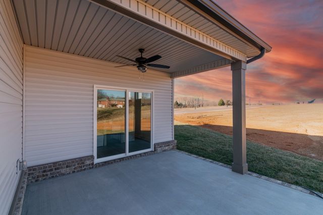 1037 Whispering Pines Way, Clarksville, TN 37043