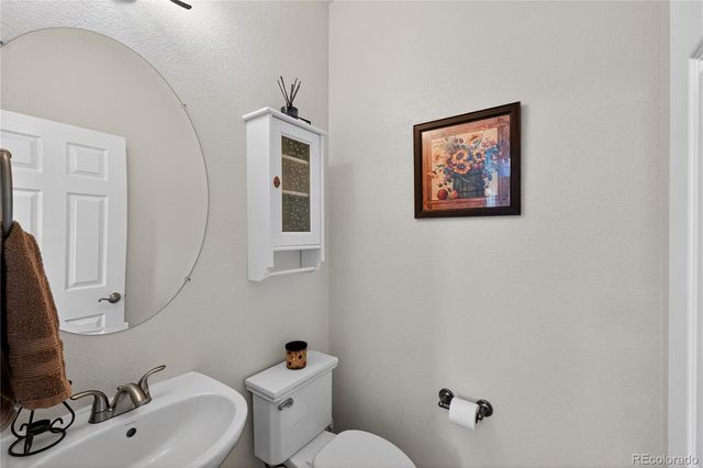 128 Canadian Crossing Drive, Longmont, CO 80504