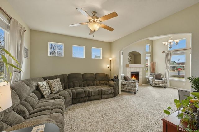 128 Canadian Crossing Drive, Longmont, CO 80504