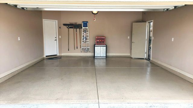 1911 W Half Moon Circle, San Tan Valley, AZ 85144