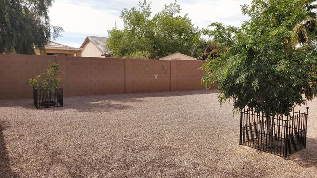 1911 W Half Moon Circle, San Tan Valley, AZ 85144