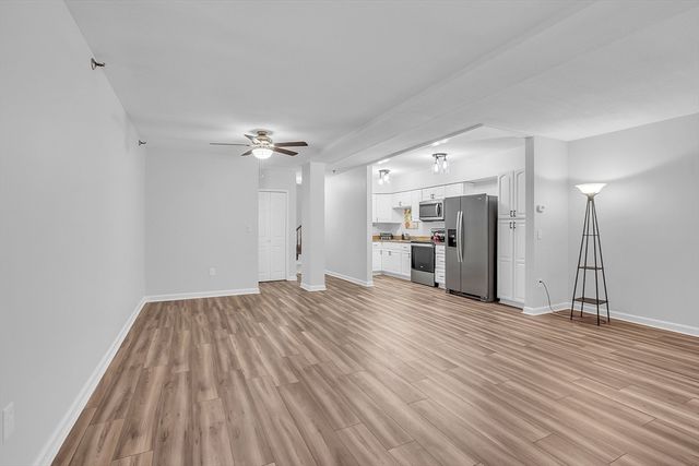 200 Market Street 117, Lowell, MA 01852