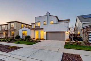3267 Talbot Dr, Lathrop, CA 95330