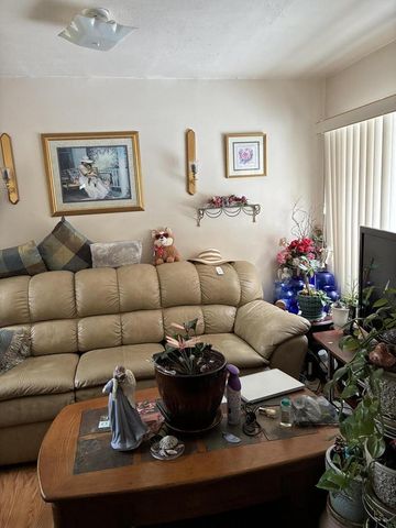 3914 N 16th STREET, Milwaukee, WI 53206