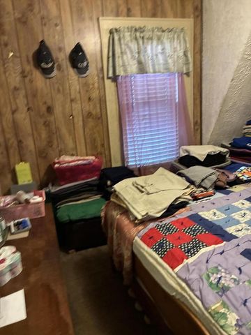 3914 N 16th STREET, Milwaukee, WI 53206