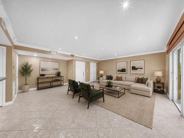 1111 E Las Olas Boulevard 308, Fort Lauderdale, FL 33301