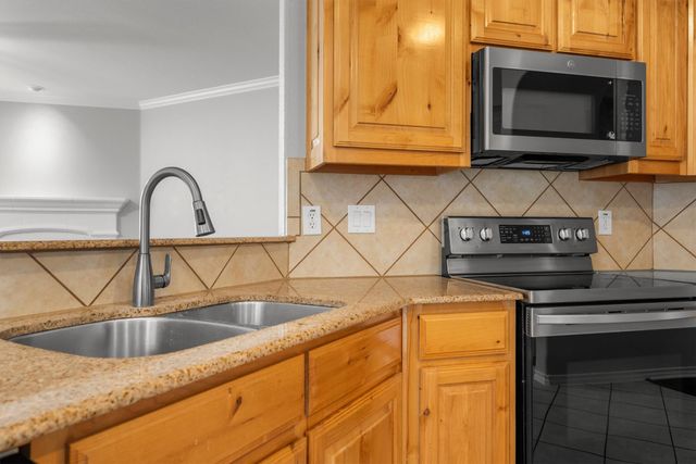 3200 Hornbeam Street, Denton, TX 76226