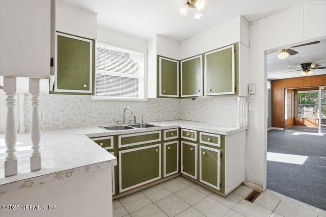 5225 ROSSELLE Street, Jacksonville, FL 32254