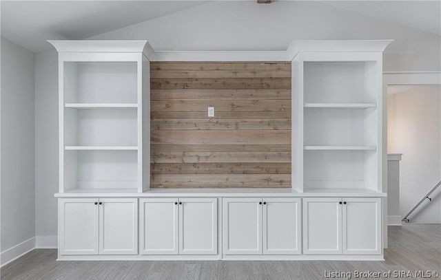 8008 Turf Way Trail, Sellersburg, IN 47111