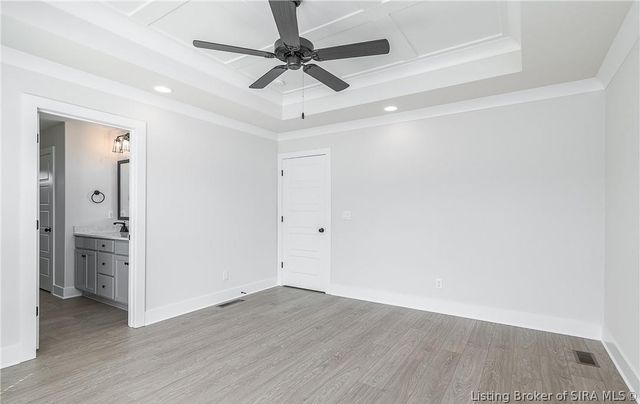 8008 Turf Way Trail, Sellersburg, IN 47111