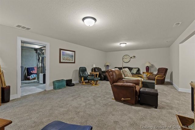 8008 Turf Way Trail, Sellersburg, IN 47111