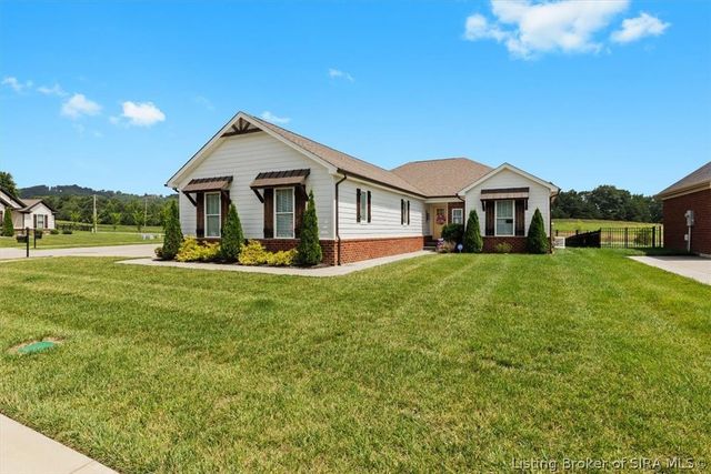8008 Turf Way Trail, Sellersburg, IN 47111