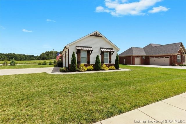 8008 Turf Way Trail, Sellersburg, IN 47111
