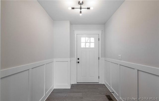 8008 Turf Way Trail, Sellersburg, IN 47111