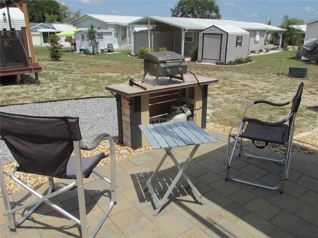 16 SADDLEBAG TRAIL S, Lake Wales, FL 33898