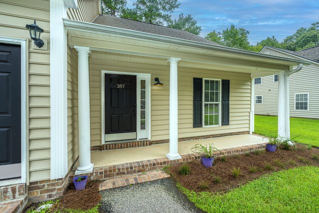 387 Springview Lane, Summerville, SC 29485