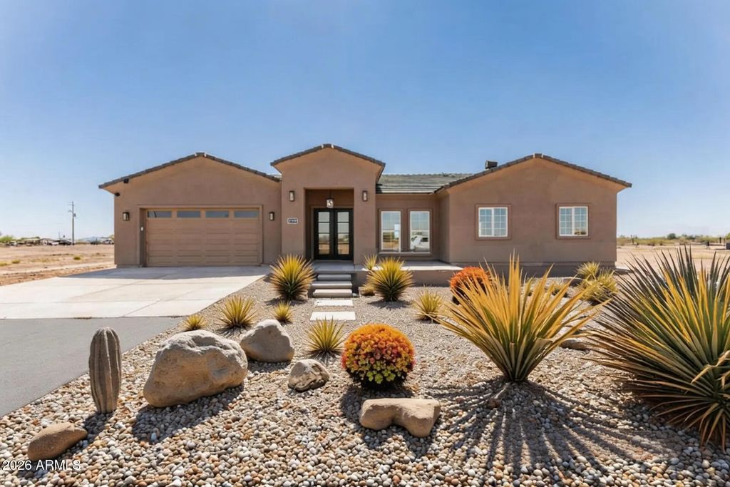 37289 W HILTON Avenue, Tonopah, AZ 85354