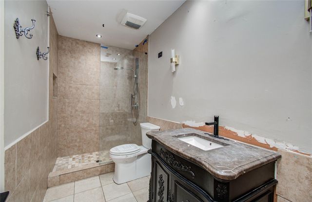 2006 Waterelm Drive, Houston, TX 77084