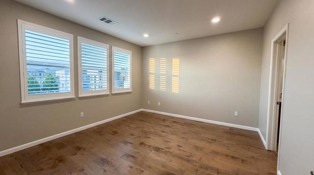 517 Clover Circle, Milpitas, CA 95035