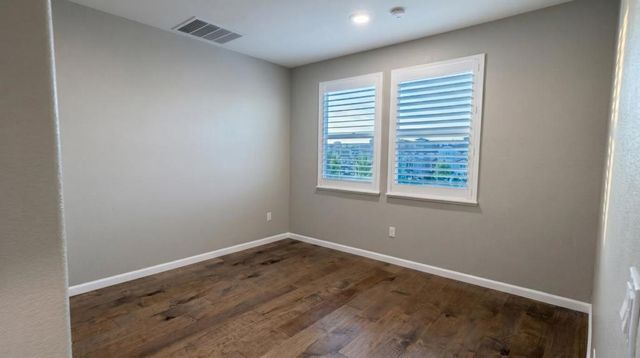 517 Clover Circle, Milpitas, CA 95035