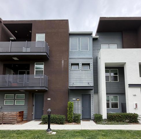 517 Clover Circle, Milpitas, CA 95035