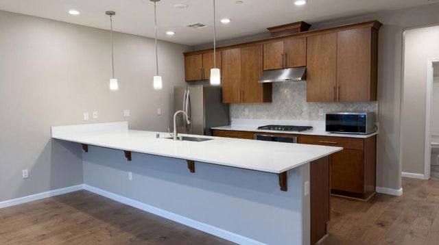 517 Clover Circle, Milpitas, CA 95035