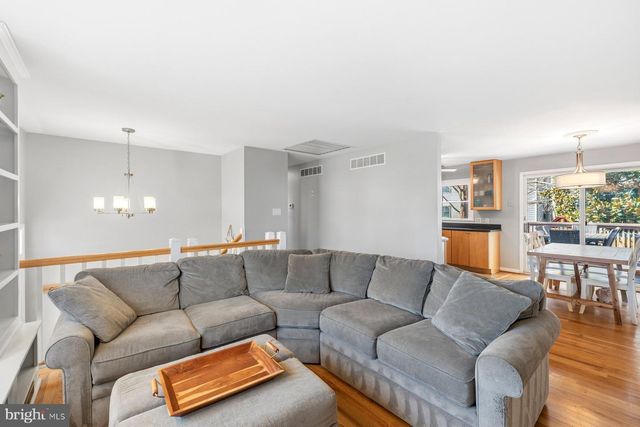 1624 BISHOP RD, Edgewater, MD 21037