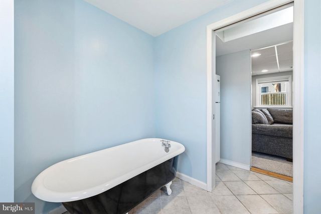 1624 BISHOP RD, Edgewater, MD 21037