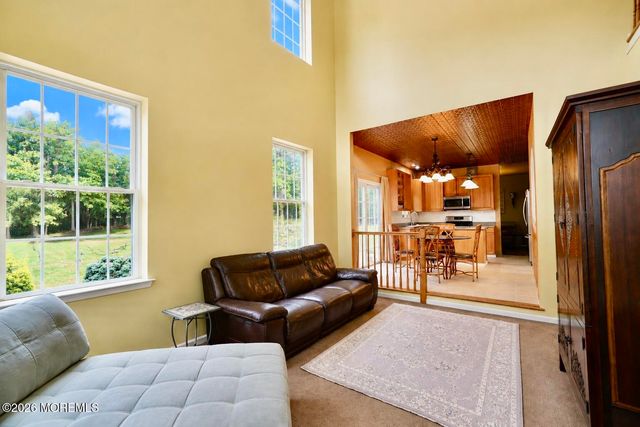 26 Summerhill Avenue, Jackson, NJ 08527