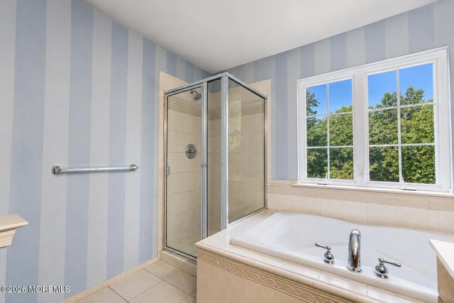 26 Summerhill Avenue, Jackson, NJ 08527