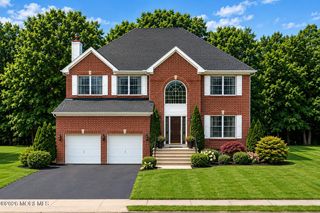 26 Summerhill Avenue, Jackson, NJ 08527