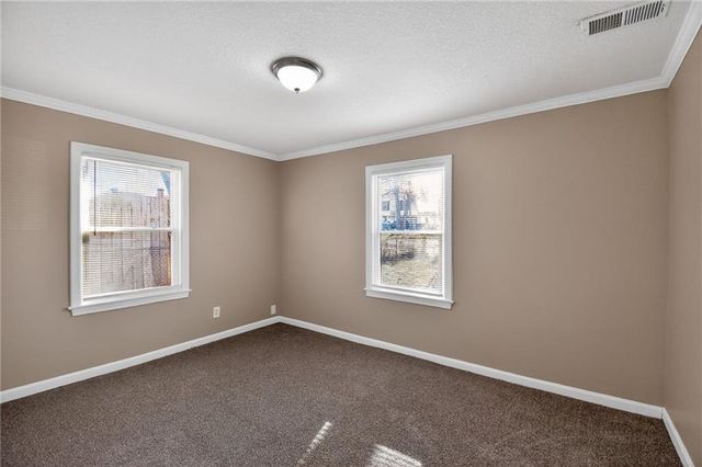 7412 E 57th Street, Kansas City, MO 64129