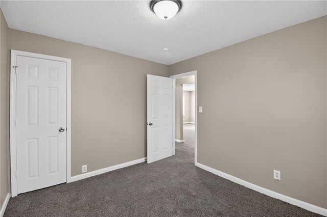 7412 E 57th Street, Kansas City, MO 64129