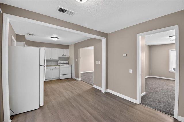 7412 E 57th Street, Kansas City, MO 64129