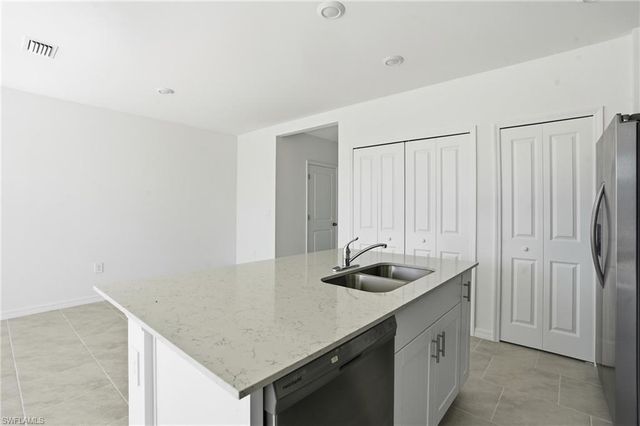 4274 Canova CT, North Fort Myers, FL 33917