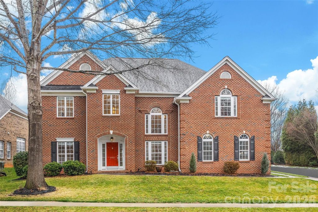 2401 Twinberry Lane, Waxhaw, NC 28173