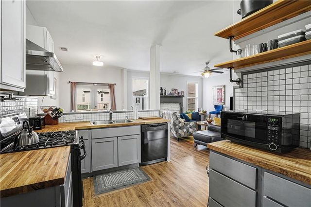 2106 Hamby Cove Drive NW, Acworth, GA 30102