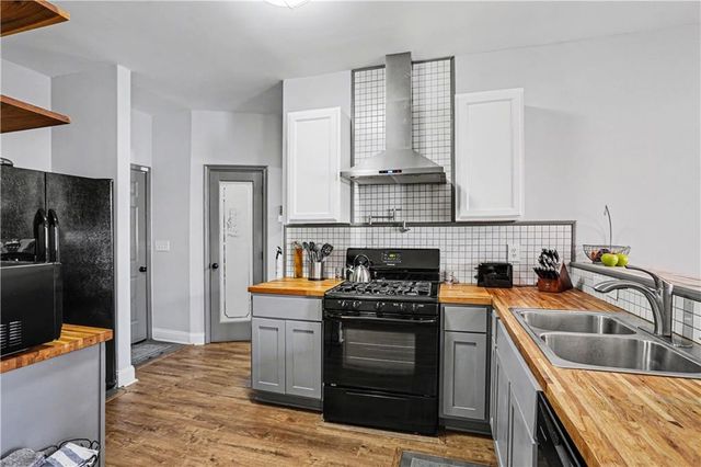 2106 Hamby Cove Drive NW, Acworth, GA 30102