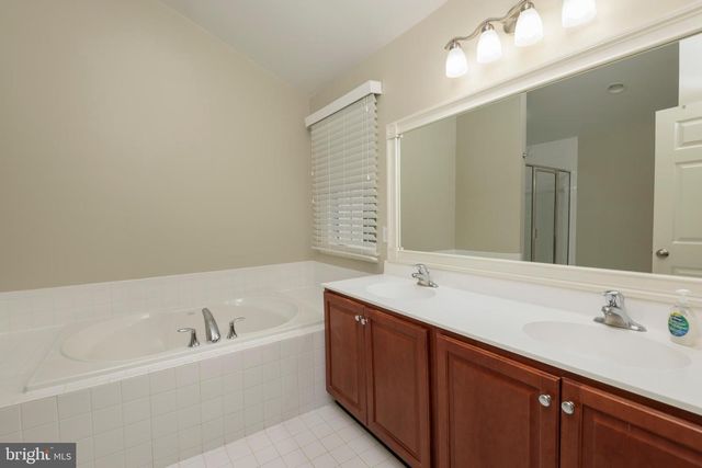 228 CHERRY LN, Kennett Square, PA 19348