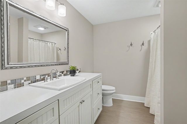 9592 Bluff Lake Street, Zeeland, MI 49464
