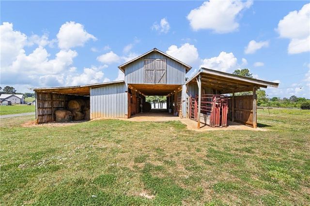248 Erwin Road SE, Adairsville, GA 30103