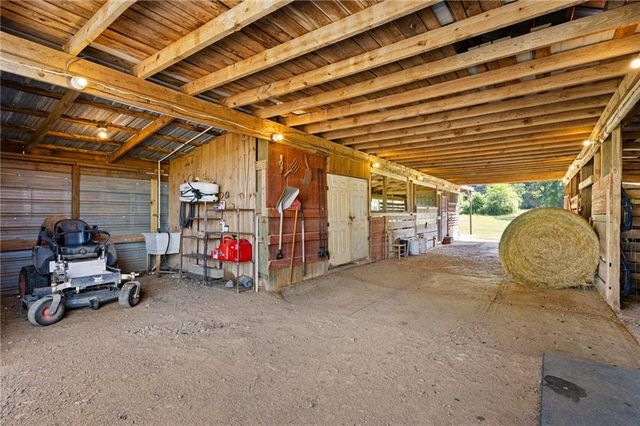 248 Erwin Road SE, Adairsville, GA 30103