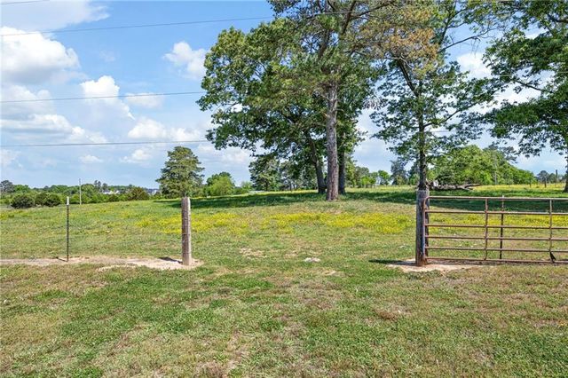 248 Erwin Road SE, Adairsville, GA 30103
