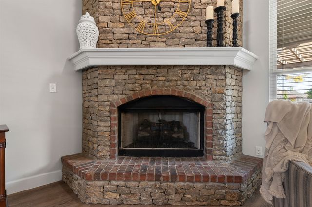 1612 E Phoenix Street, Broken Arrow, OK 74011