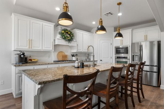 1612 E Phoenix Street, Broken Arrow, OK 74011