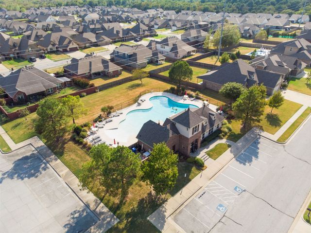 1612 E Phoenix Street, Broken Arrow, OK 74011