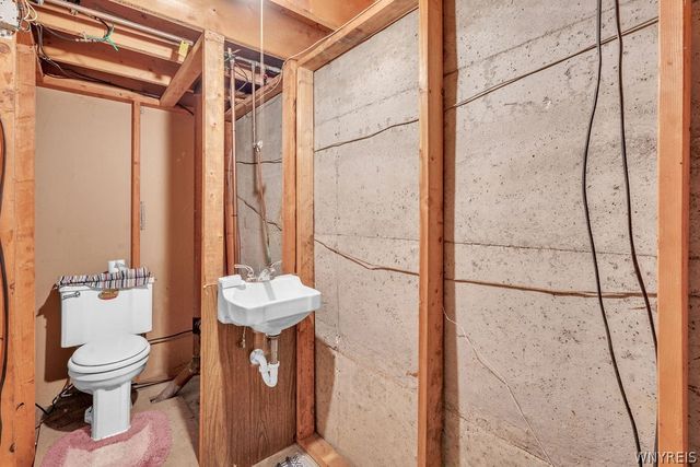 638 Borden Road, Cheektowaga, NY 14227