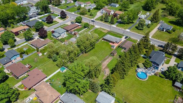 638 Borden Road, Cheektowaga, NY 14227