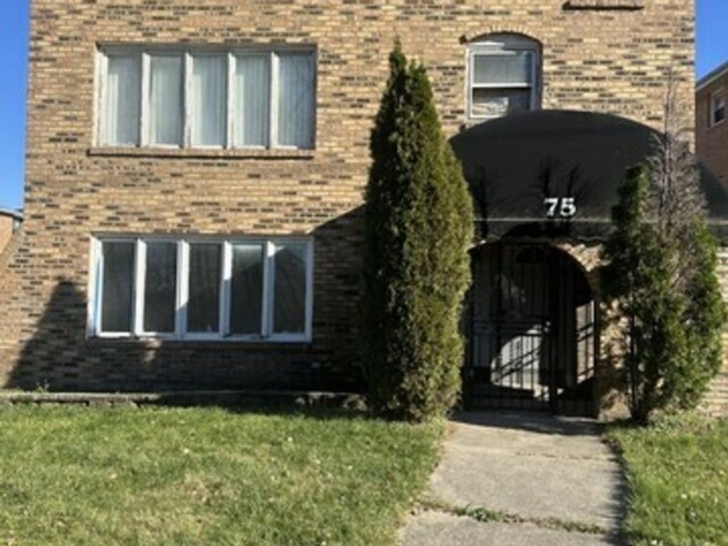 75 Paxton Avenue, Calumet City, IL 60409