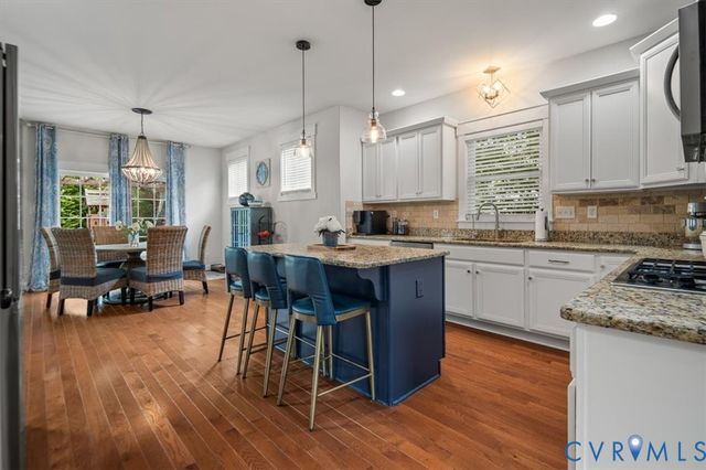 3718 Wivenhall Dr, Midlothian, VA 23112